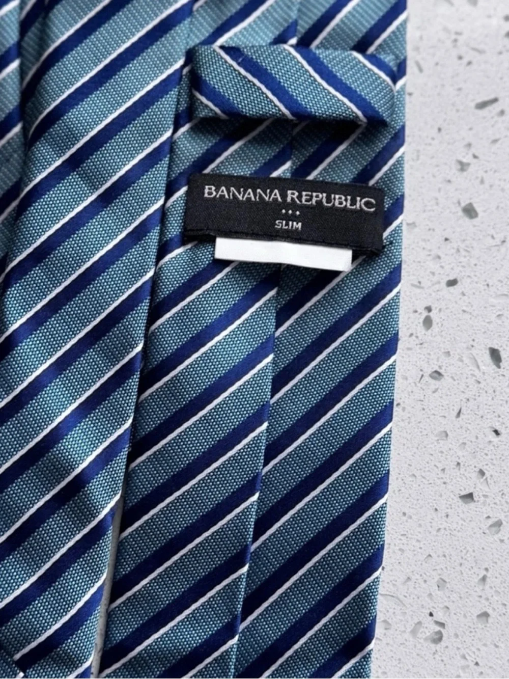 Banana Republic Slim Blue Diagonal Repp Stripe Silk Blend Tie Necktie Like New